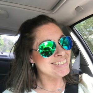 Meet your Posher, Tonya